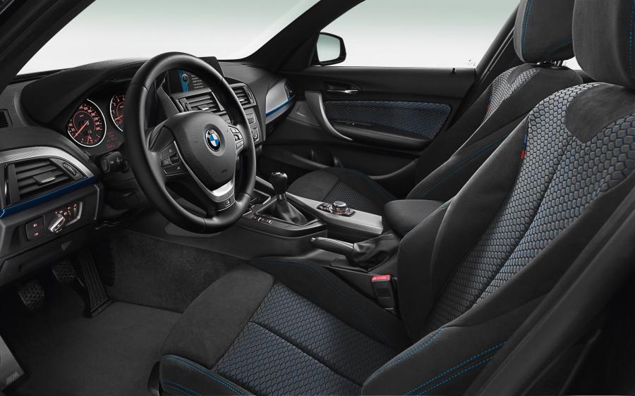  BMW M135i 3-Door 2012 года  (фото 6 из 183)